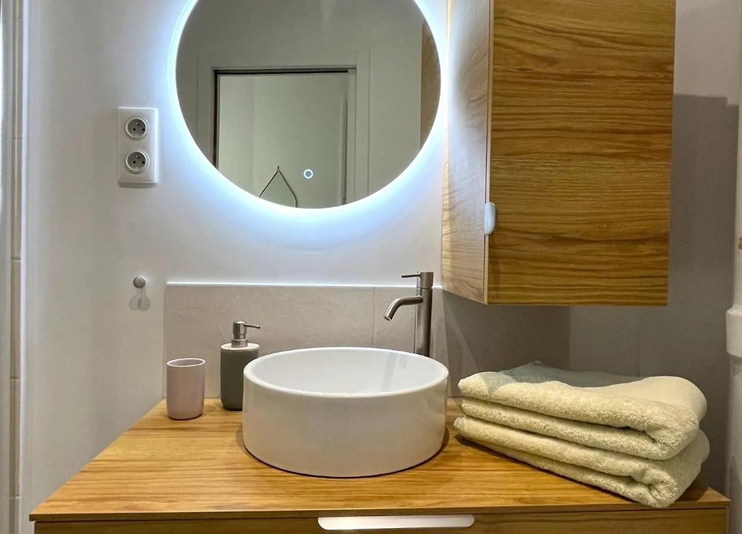 L' Appartement Blomet 파리 아파트